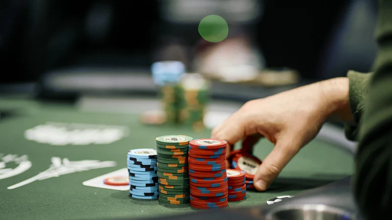 2026 WSOP再爆争议:裁判宣布手牌死亡后允许对手跟注